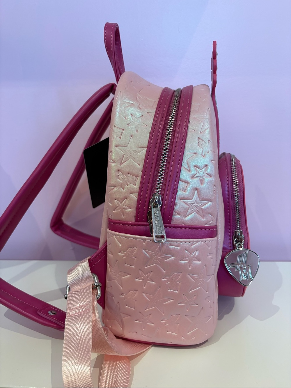 Loungefly Disney Hannah Montana Guitar Mini Backpack BNWT 🎸🎀 - Picture 3 of 6